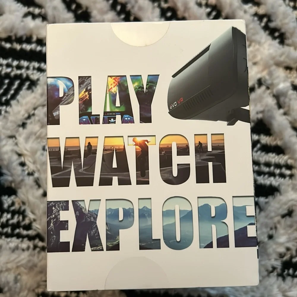 Virtual reality headset for your smartphone - NIB